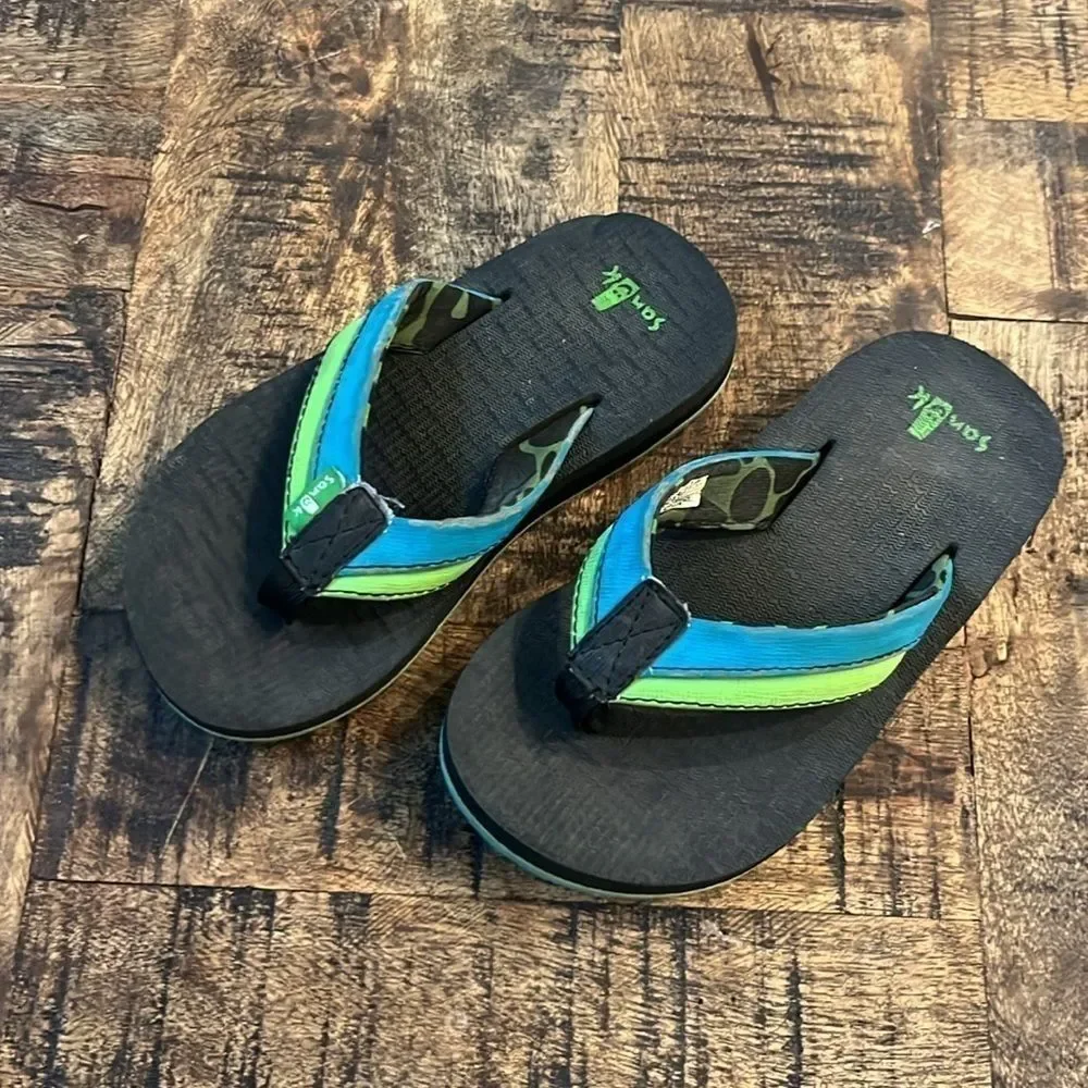 Kids Sanuk Flip Flops blue green